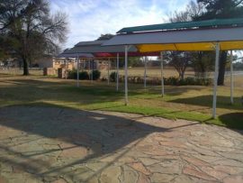 besigheids perseel 4