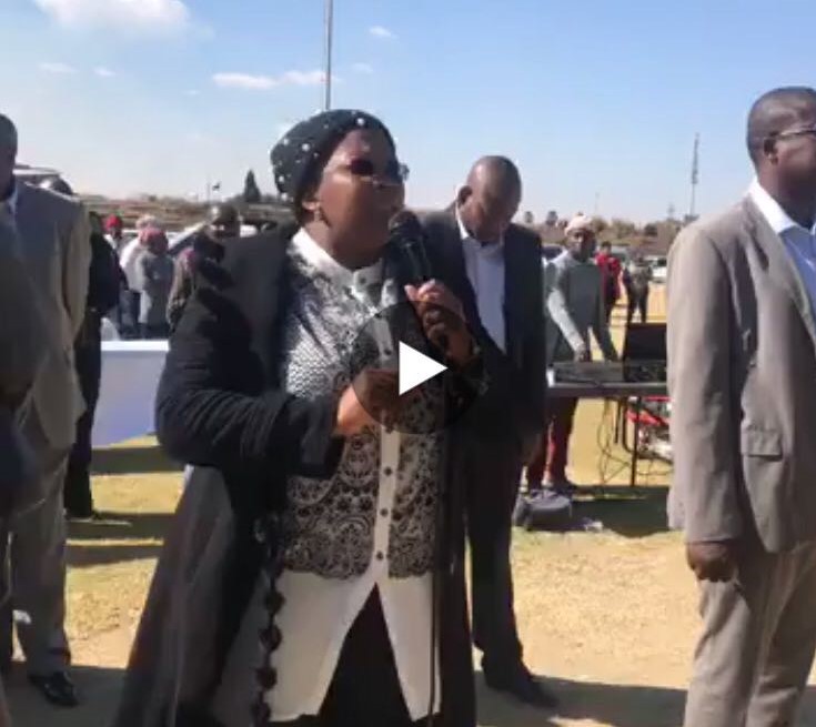 Premier speech brings relieve in eMbalenhle after violent service ...