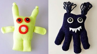 Make a cute glove monster for Halloween