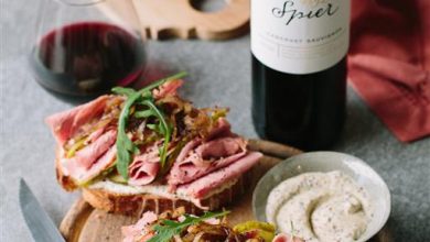 Saturday entertain, 27 November, Spier Signature Cabernet Sauvignon with roast beef open sandwich and caramelised onion, wholegrain mustard and pickles (Medium)