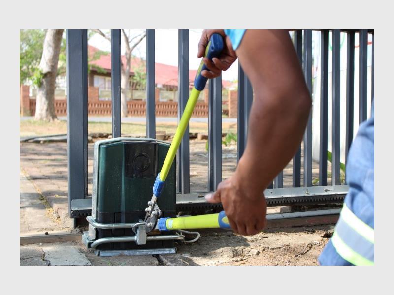 Secunda Police warn public of theft of gate motors Ridge Times