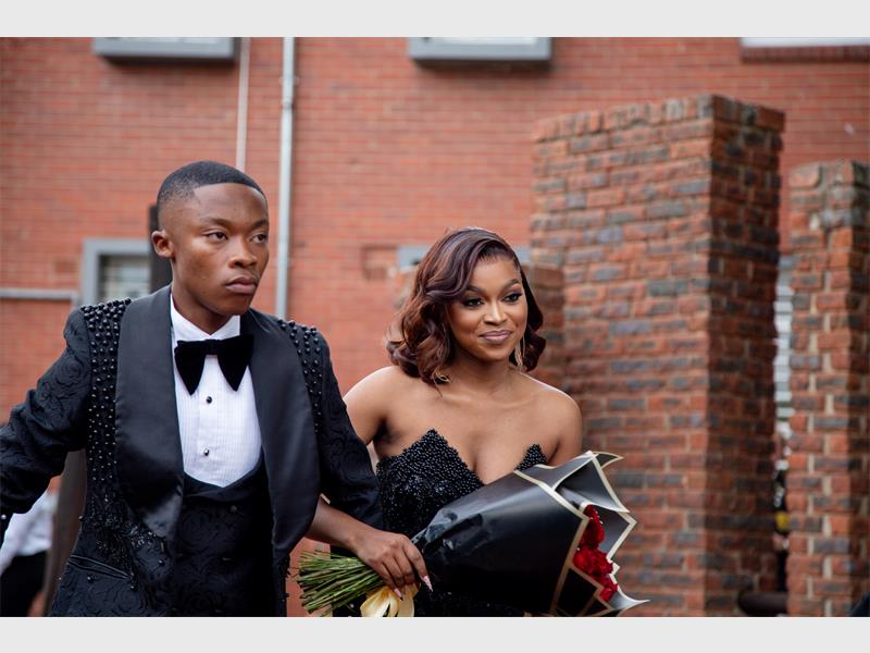 This pair walked down the red carpet in all black.