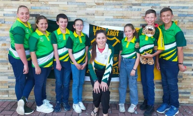 Team of archers in a row