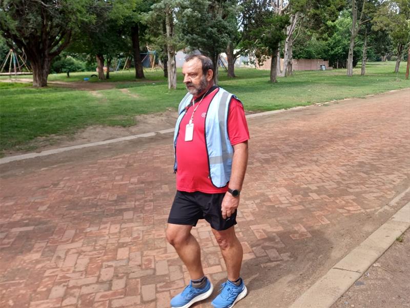 man in exercise clothes outside
