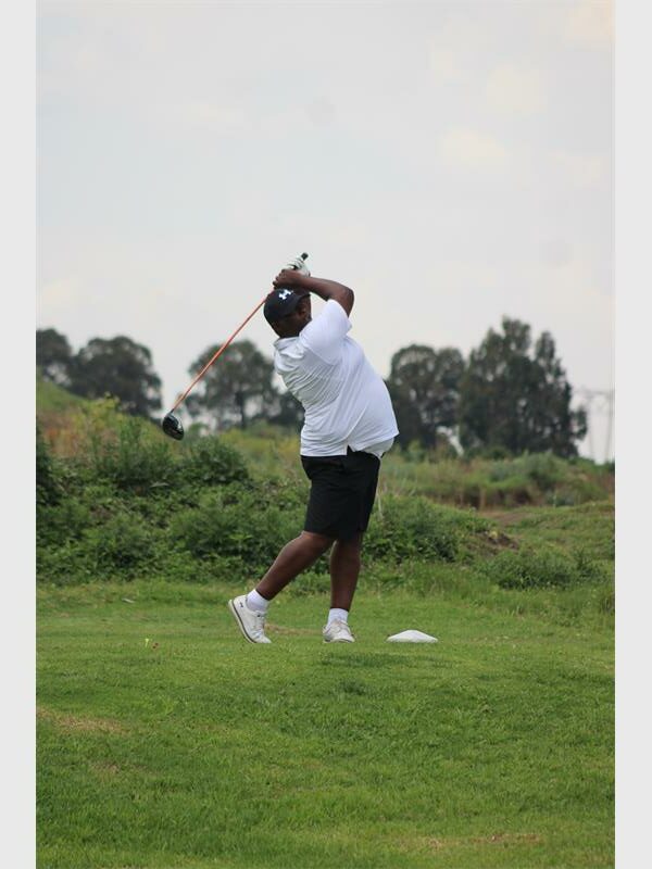 Big man tees off