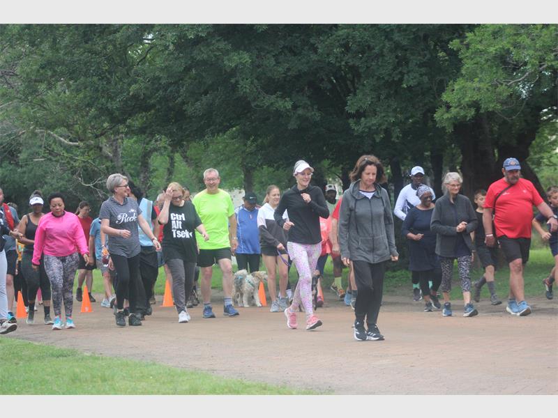 Parkrunners take off.