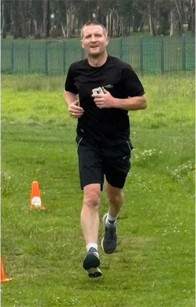 Thiemo Pösch nears the finish line at Secunda Parkrun on November 29.