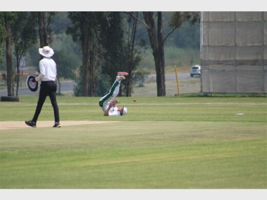 cricket fielder