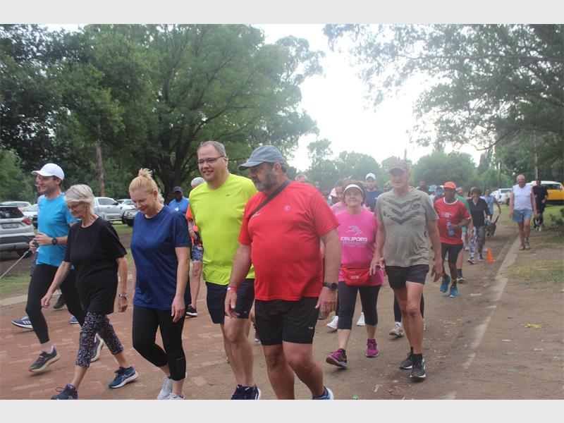 runners at the beginning of a race