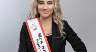 blonde woman with a sash