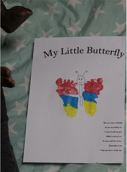 baby footprints