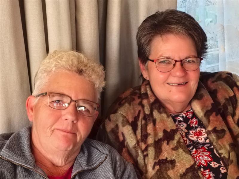 Two elderly women with spectacles