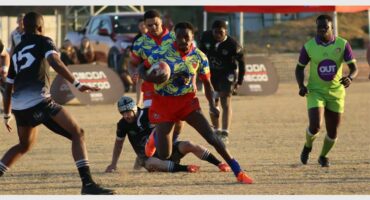 Men playing club rugby