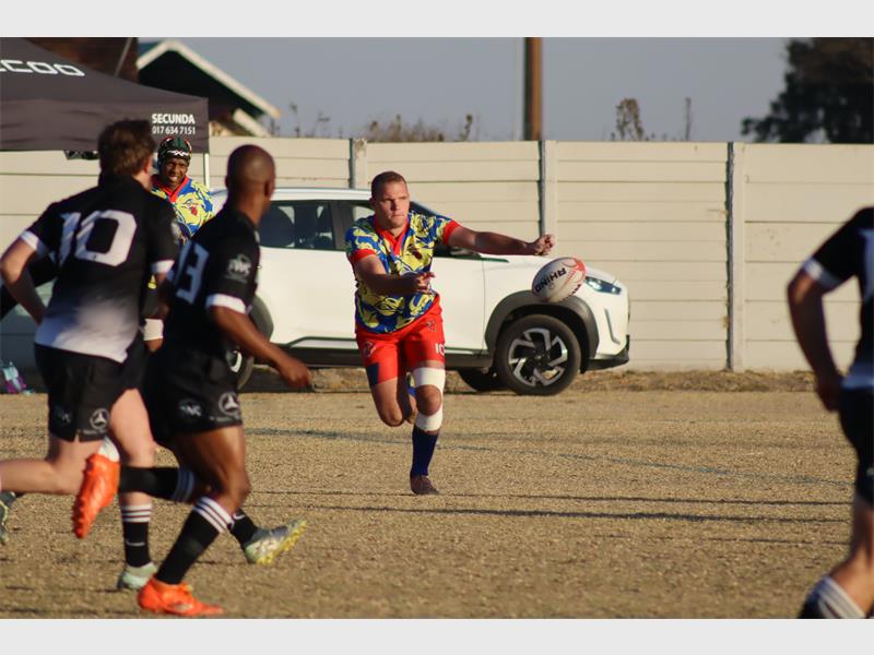 Men playing club rugby